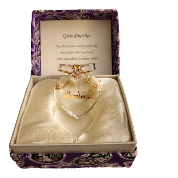 About Face Designs Grandmother Sentiments Glass Heart In Gift Box Grandma - Picture 2 of 4